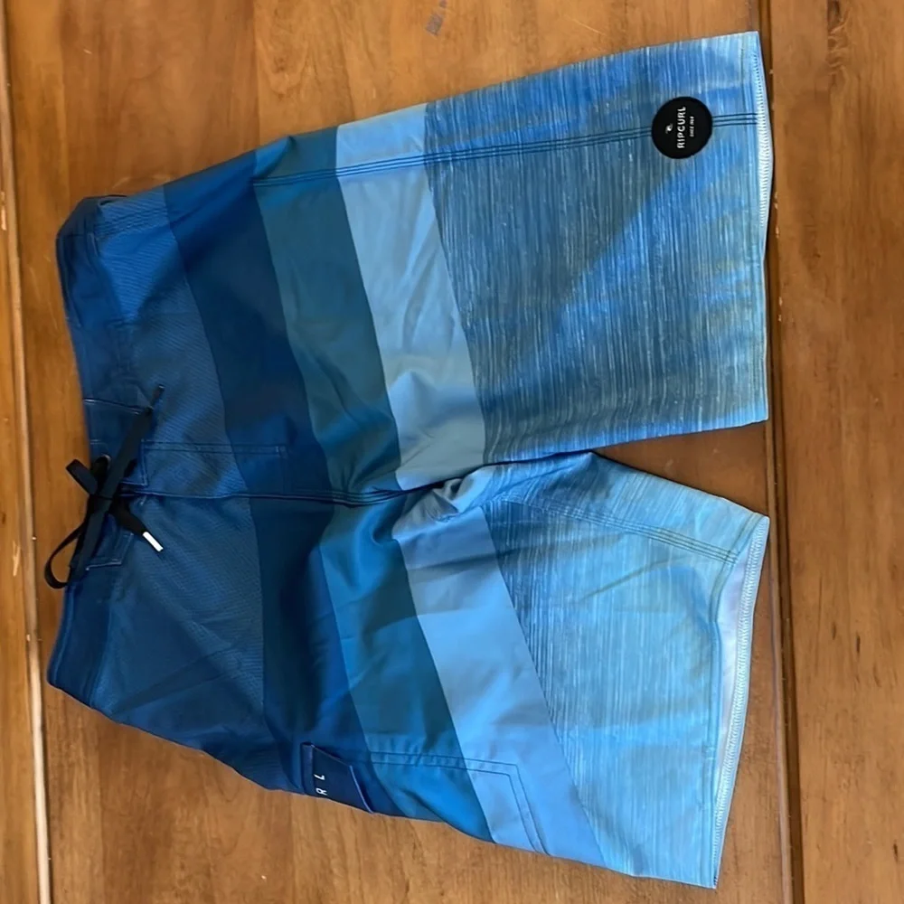 RIP Curl Board Shorts Size 31